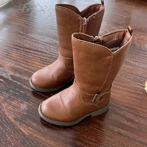 OshKosh boots size 6